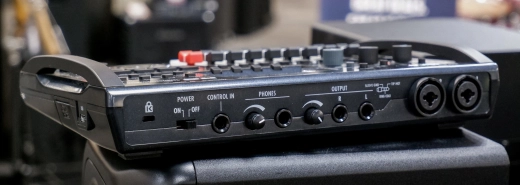 Zoom - R8 ZOOM 2